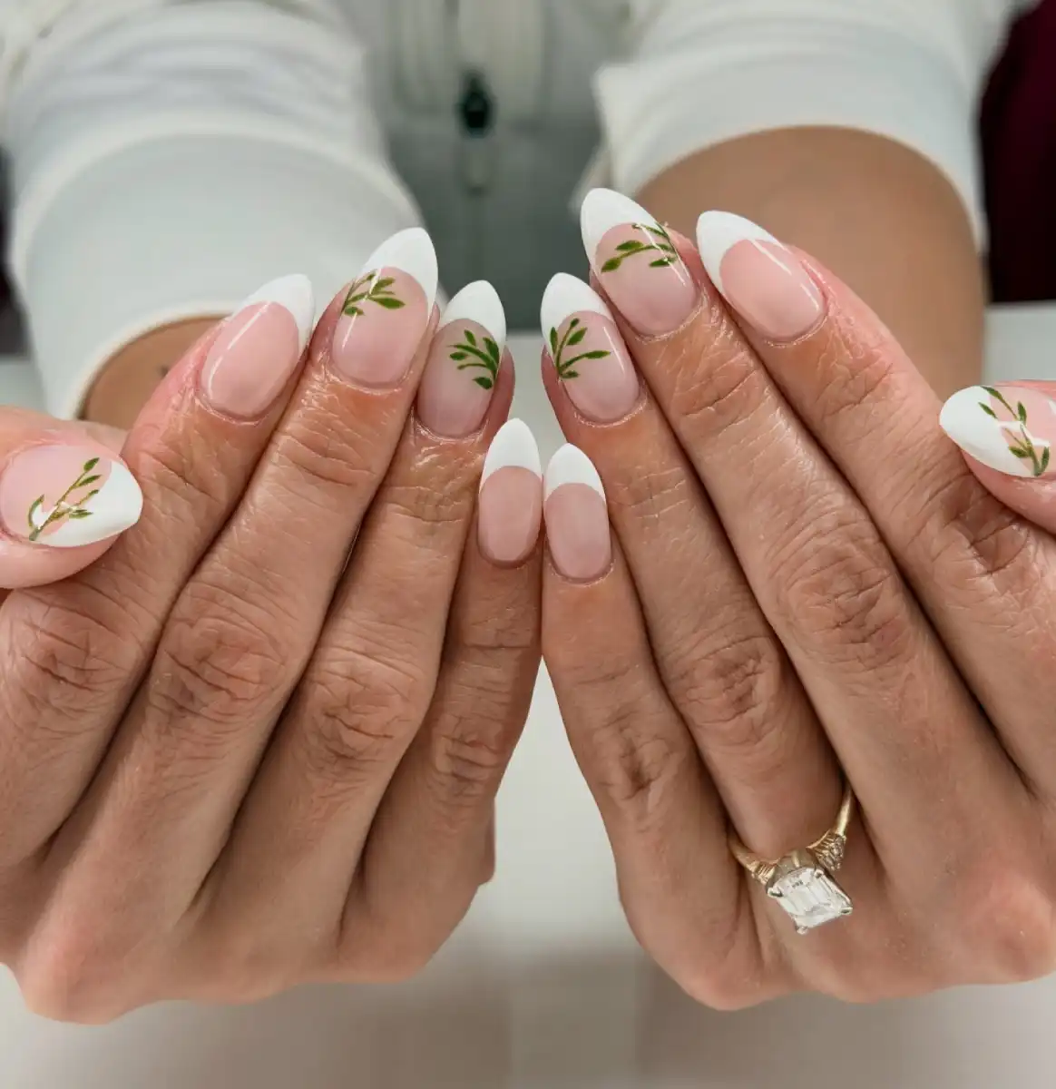 Olive Touch Nails Main View