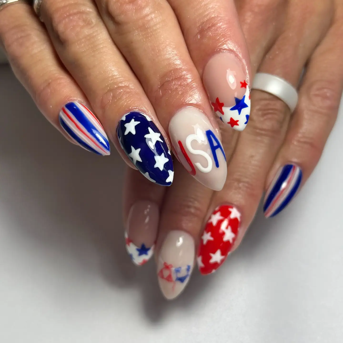 USA Spirit Nails View 1